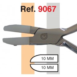 Double flat nylon jaws...